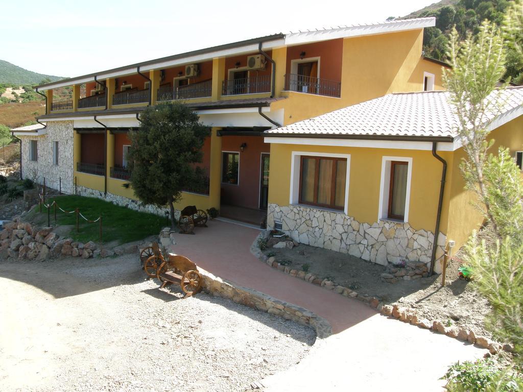 La Casa Sarda Hotell Fluminimaggiore Exteriör bild